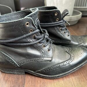 H By Hudson Men’s Black Brogue Leather Lace-Up Boots Size 8 / 41